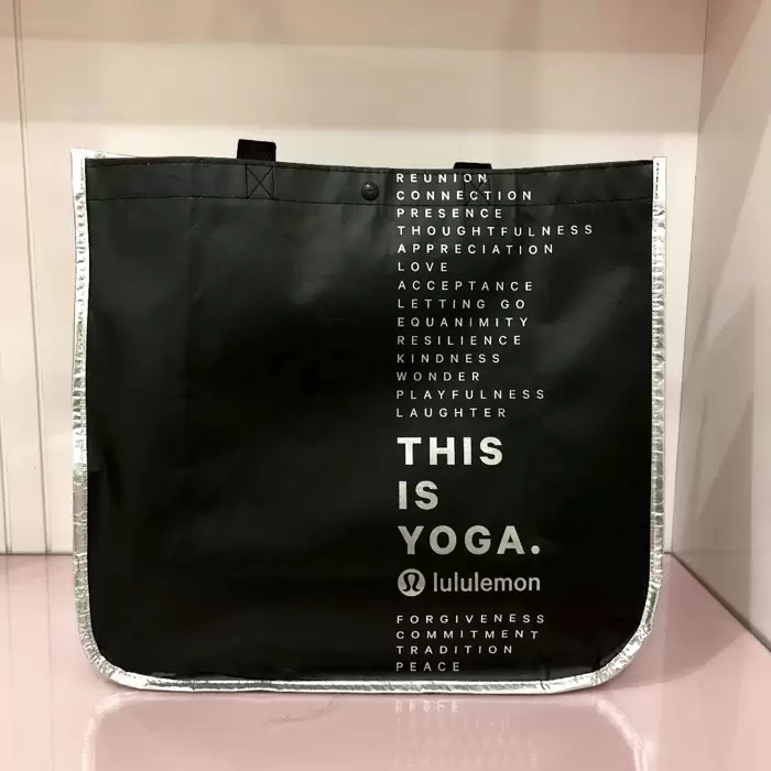 Rp 80,000 Lululemon paper bag / shopping bag